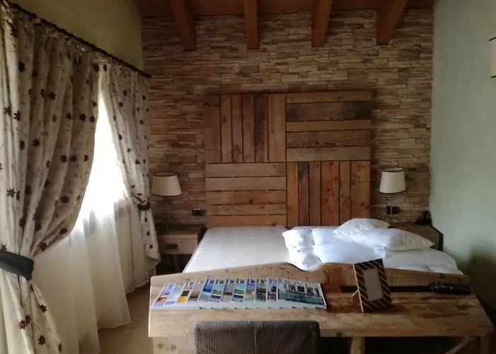 Hotel Bait De Angial 3*