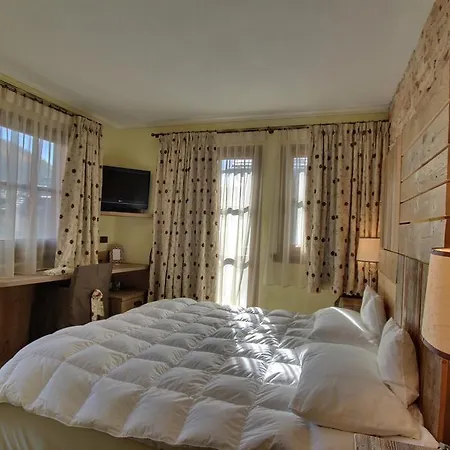 Bait De Angial Hotel 3*