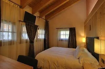 Hotel Bait De Angial 3*