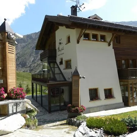 Hotel Bait De Angial 3*