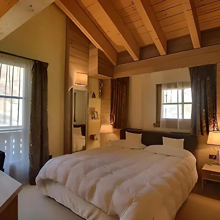 Bait De Angial Hotel